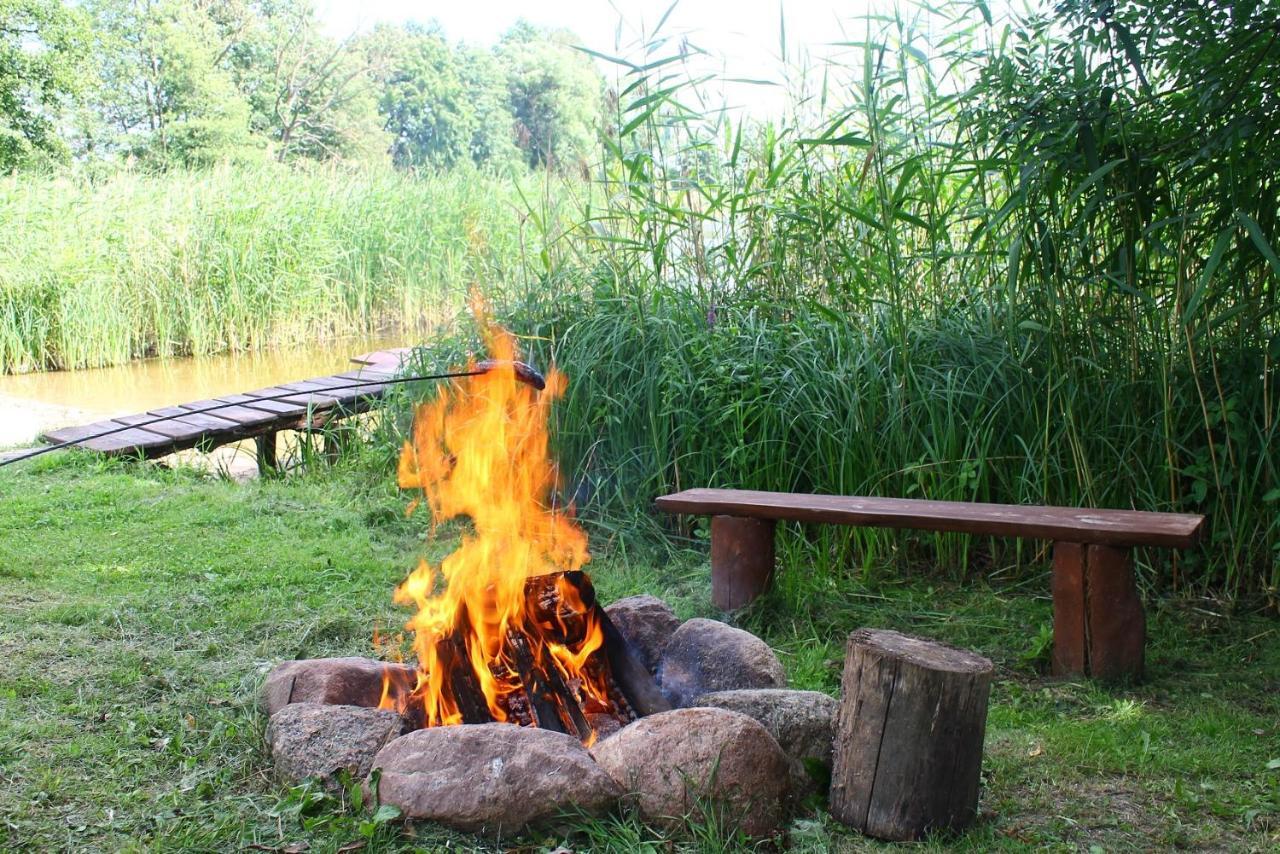 Bajkowe Mazury Domek Holenderski Plaza Lodki Kajaki Wedkowanie Mikołajki Exterior photo